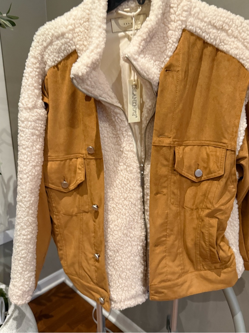 BLANKNYC Faux Suede & Faux Shearling Trucker Jacket  CATCH ME OUTSIDE - Picture 2 of 7